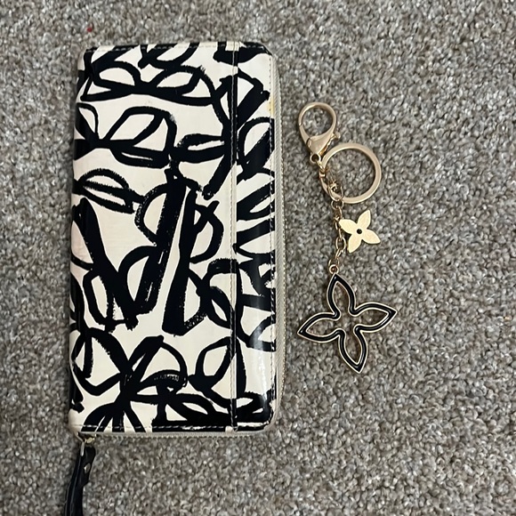 Kate spade glasses long wallet rare!!! With keychains